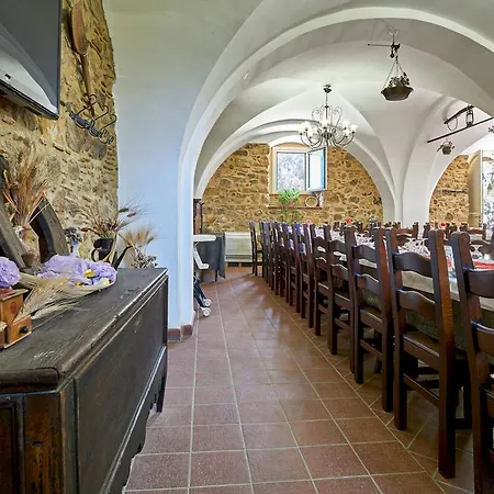 Agriturismo Conte Ruggero Farm stay