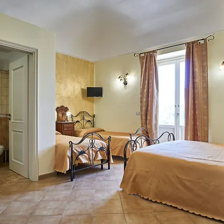Farm stay Agriturismo Conte Ruggero *