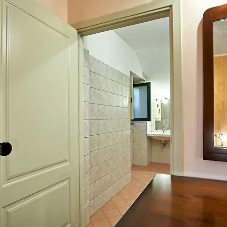 Agriturismo Conte Ruggero Farm stay