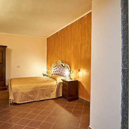 Farm stay Agriturismo Conte Ruggero Centuripe